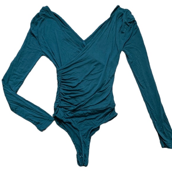 DYNAMITE Wrap Bodysuit With V Cut & Long Sleeves Jade Green Size XXS - Picture 3 of 9